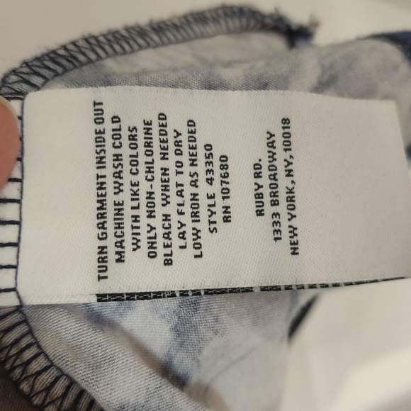 Ruby Rd top - Picture 3 of 3